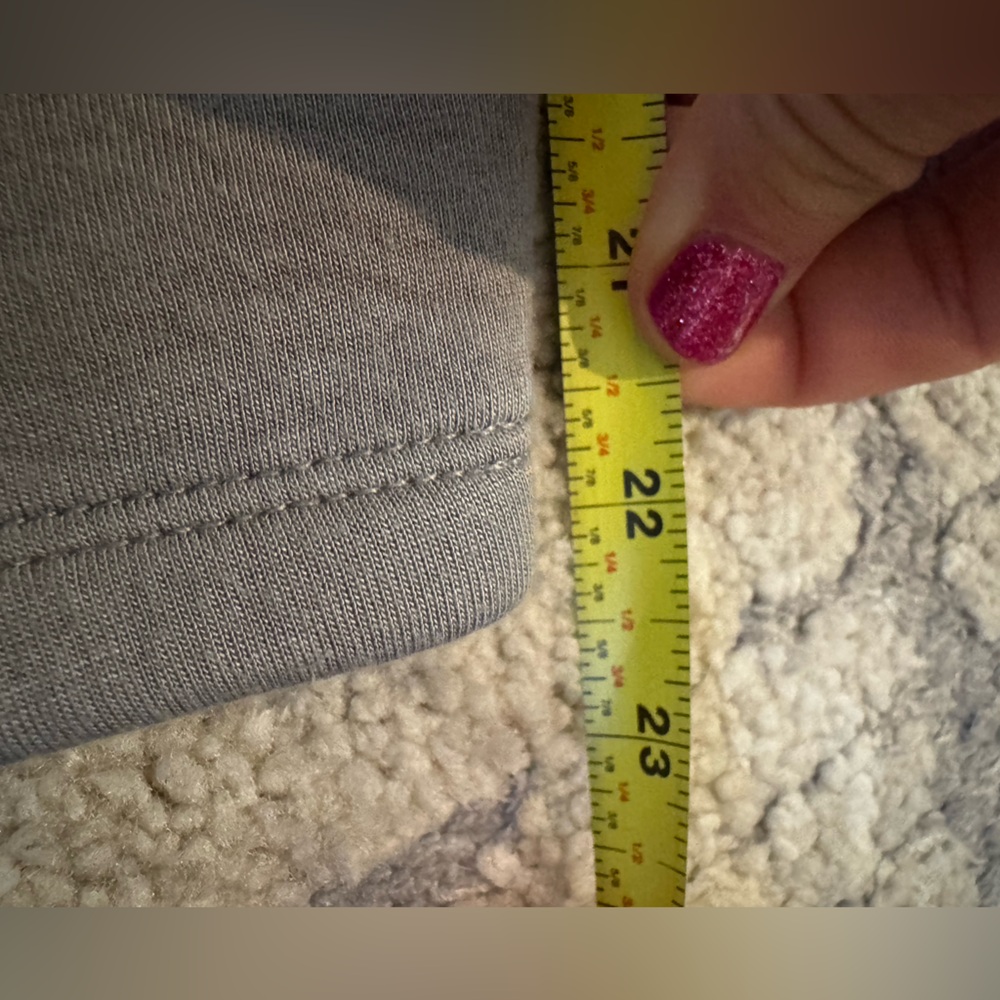 Oysho Green Hoodie and Jogger Sweatpants Set - Picture 8 of 9